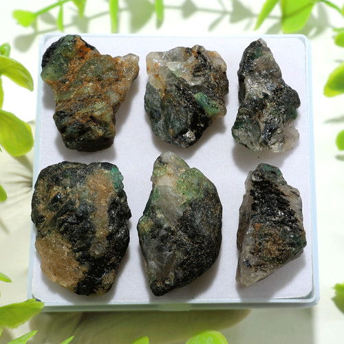 Wild emerald matrix - in,